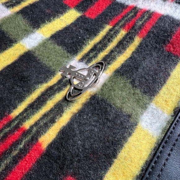 Vivienne Westwood Brand New Bucket Bag w/ Wool and Detachable Strap - Picture 5 of 8